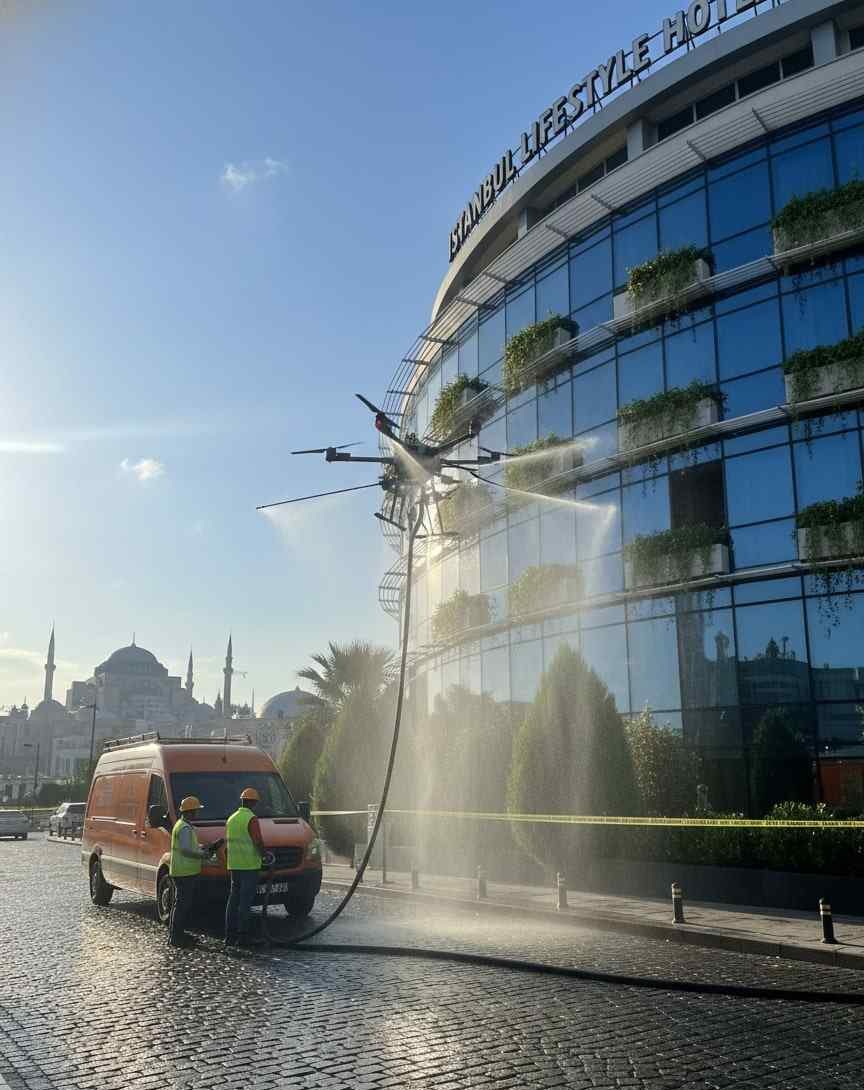 Dış Cephe Yıkama Dronu